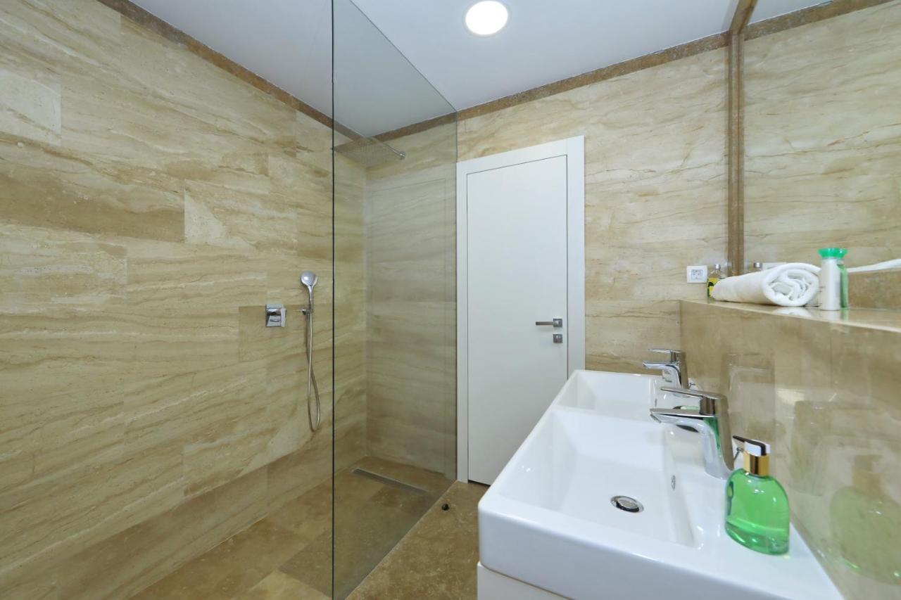Penthouse Diem - Private Pool With Sea View Zadar Extérieur photo