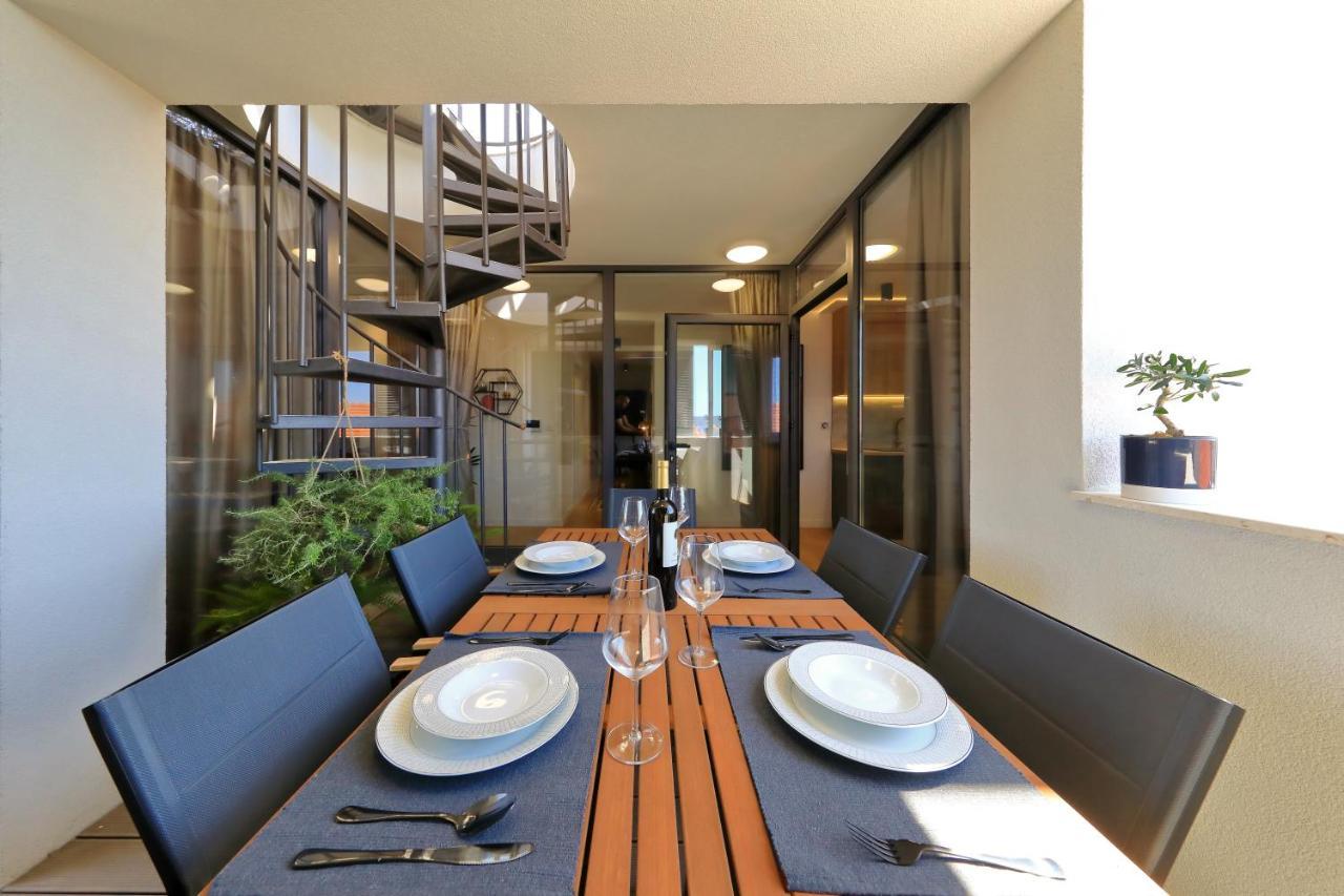 Penthouse Diem - Private Pool With Sea View Zadar Extérieur photo
